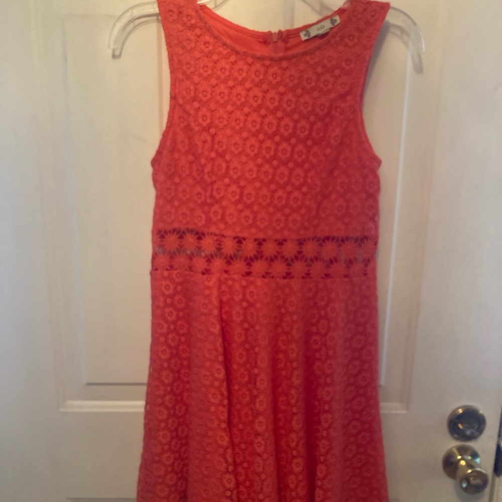 NWOT coral colored Forever 21 dress, never before worn. Women’s size L